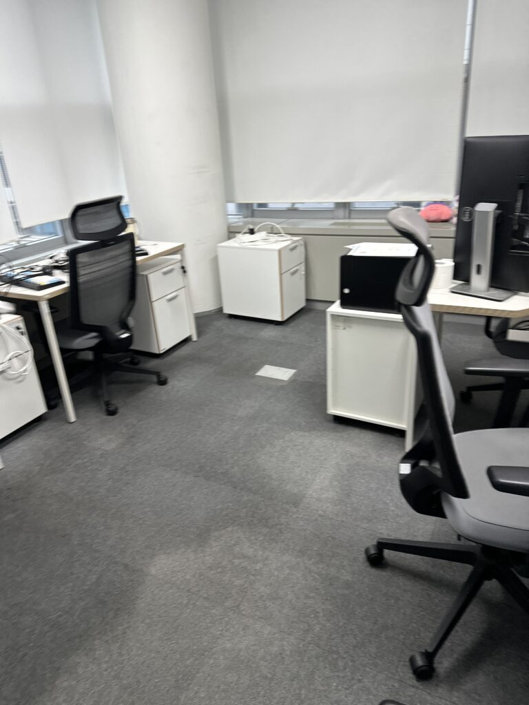 성남 판교 우림W시티 사무실청소, 단 하루 만에 달라진 놀라운 변화!